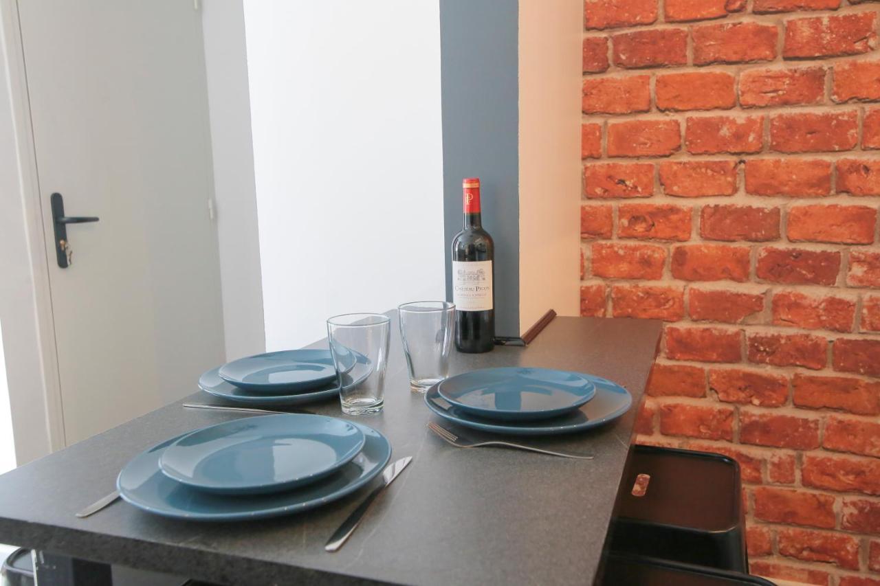 Le Retro, T2 Hypercentre Chic Et Cosy, Wifi Par Sovalfi Apartman Saint-Etienne  Kültér fotó